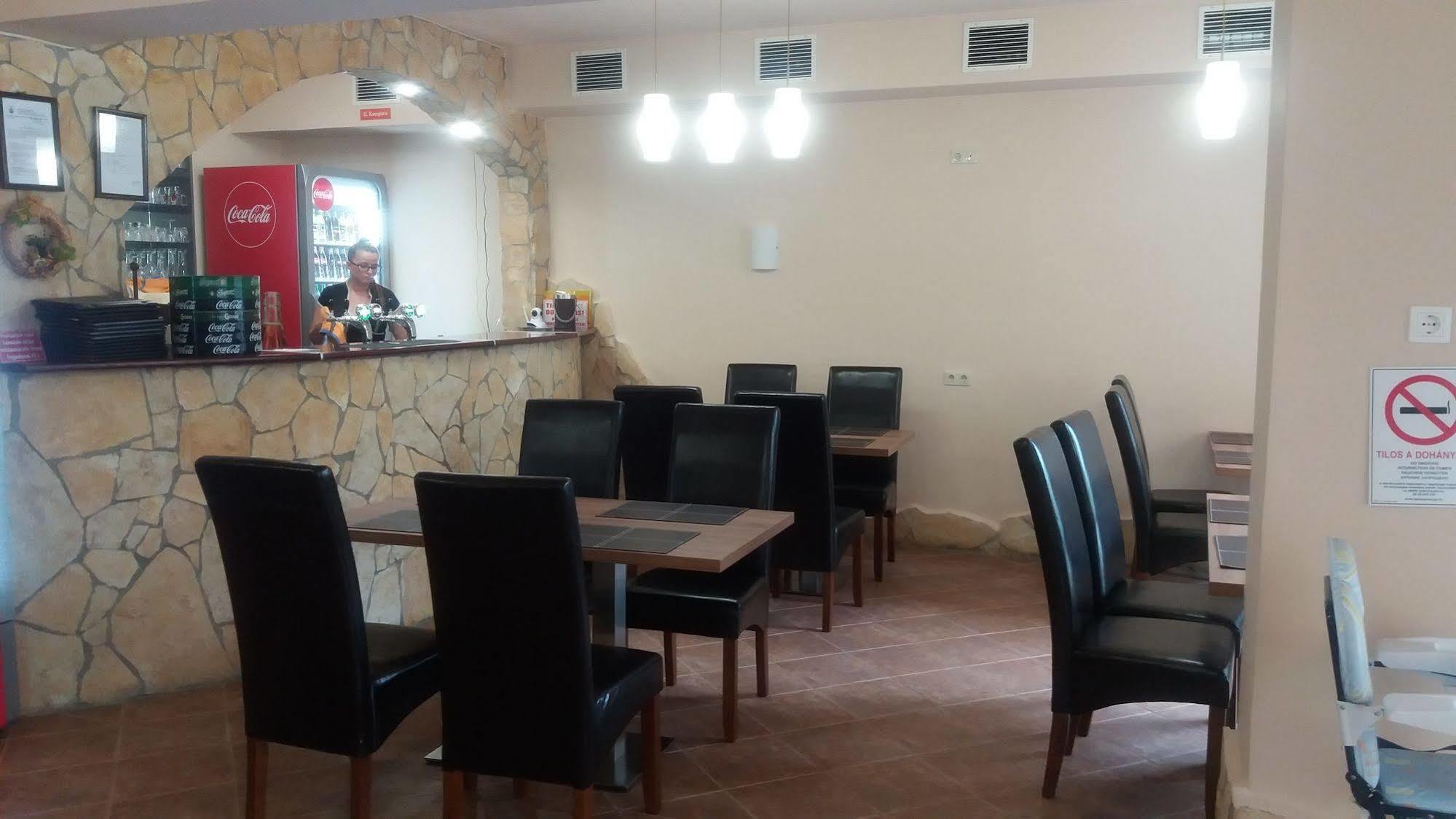 Siesta Club Hotel Harkány Zewnętrze zdjęcie